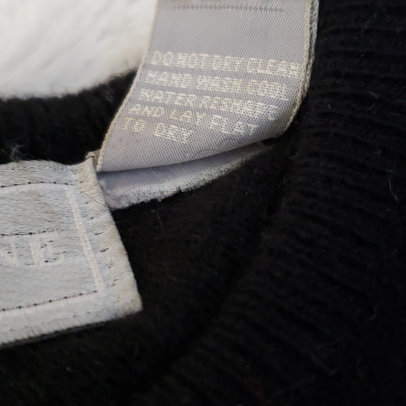 Vintage Evan Picone Lambswool and Angora Sweater - Picture 5 of 7